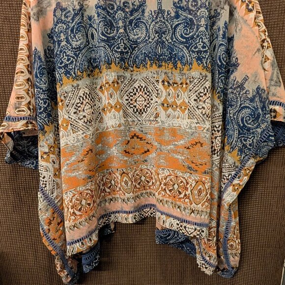 Angie Womens Size L Lightweight Colorful Shrug - Picture 5 of 5